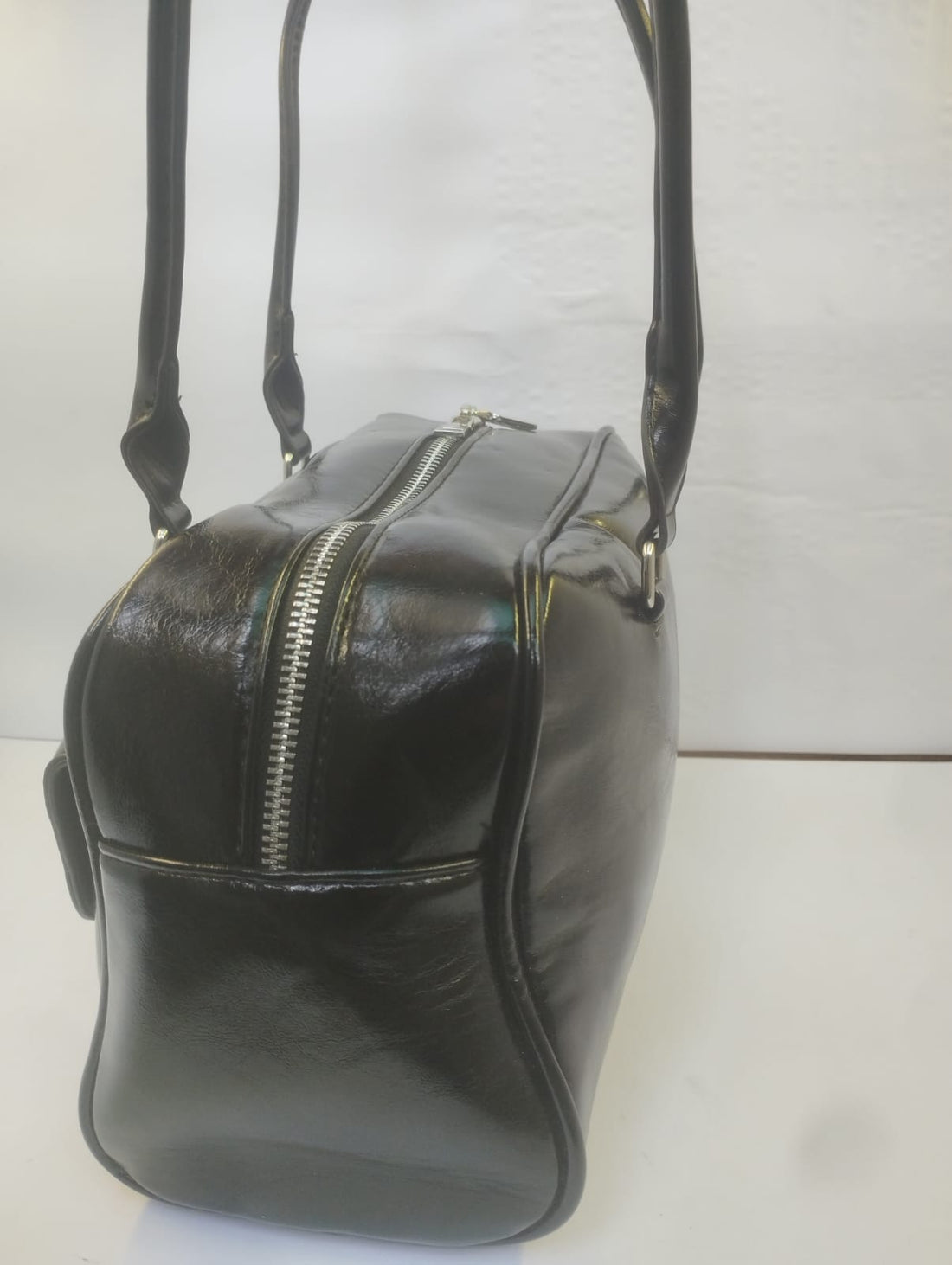 Luxury Black Multi-Pocket Shoulder Bag for Women