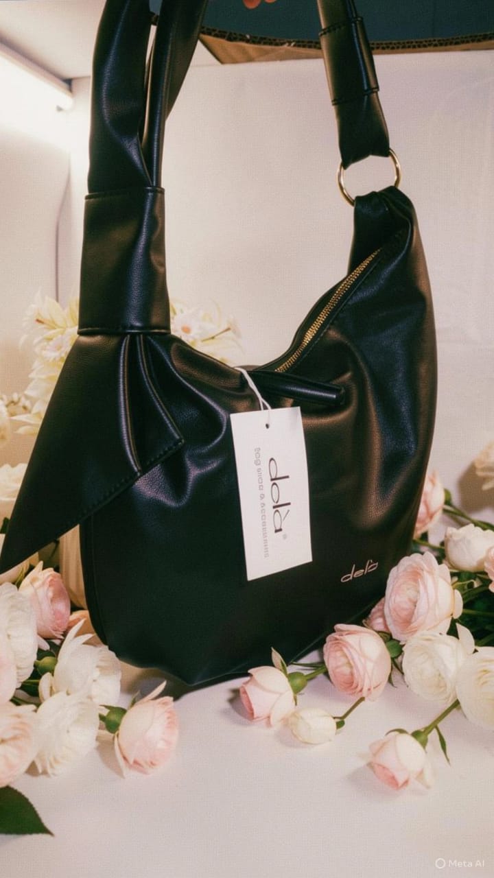 Luxury Black Hobo Shoulder Bag for Women